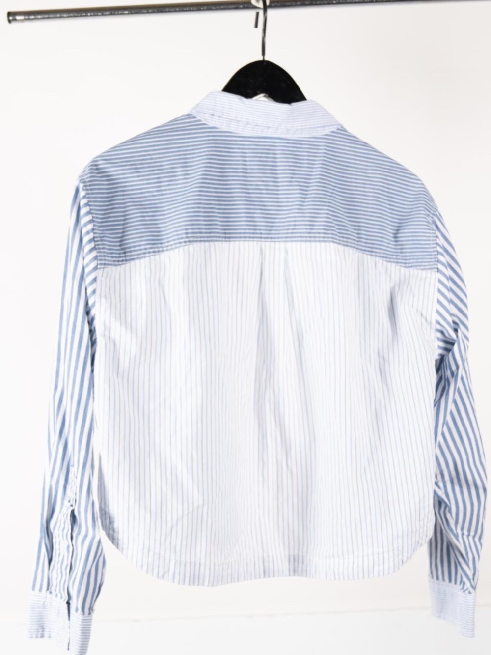 American Eagle cropped button down - Picture 2 of 4
